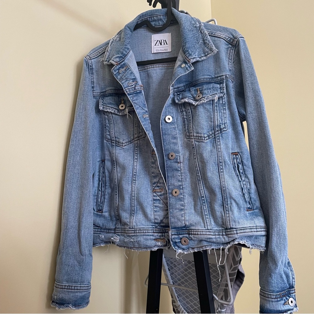 Zara distressed Jean jacket